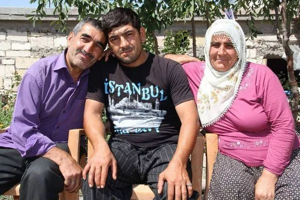 Kaybettiği oğluna 17 yıl sonra kavuştu