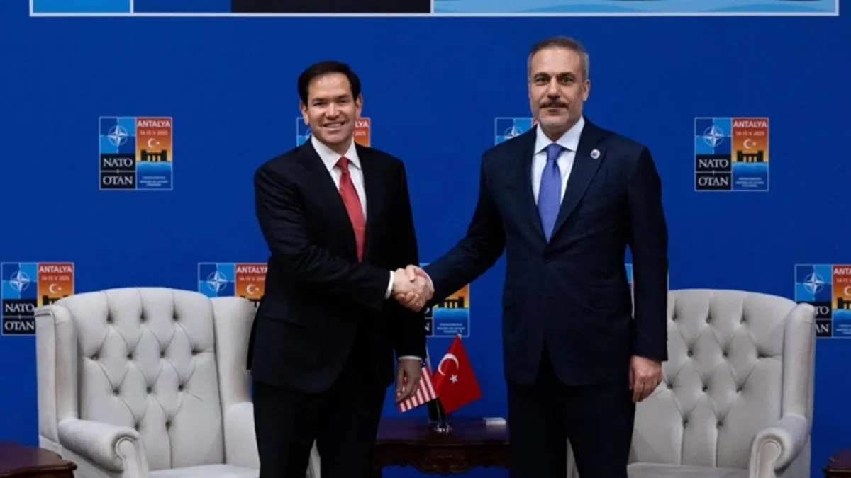 Antalya'da Türkiye, ABD ve Suriye zirvesi