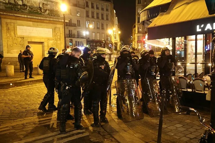 HDP'liler Türkiye'ye iftira yarışına girdi: İşte Paris'teki saldırının perde arkası! Ölenler PKK'lı çıktı, PKK yandaşları Fransız polisine saldırdı