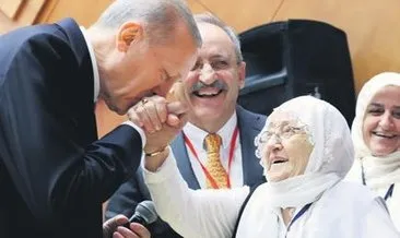 Başkan Erdoğan’ı evine davet eden Alime teyze: ‘Emrin olur geleceğim’ dedi