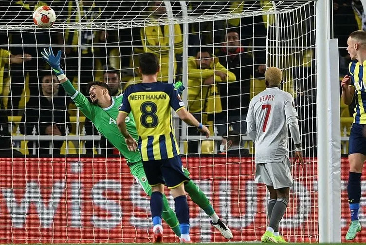 Son dakika: Fenerbahçe’nin yıldızları için kesenin ağzını açtılar! Milli yıldız ile takım arkaadaşı olacaklar...