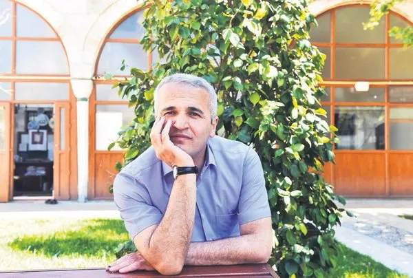 kurban-insanin-kendini-sorgulama-zamani-1718460449202.jpeg