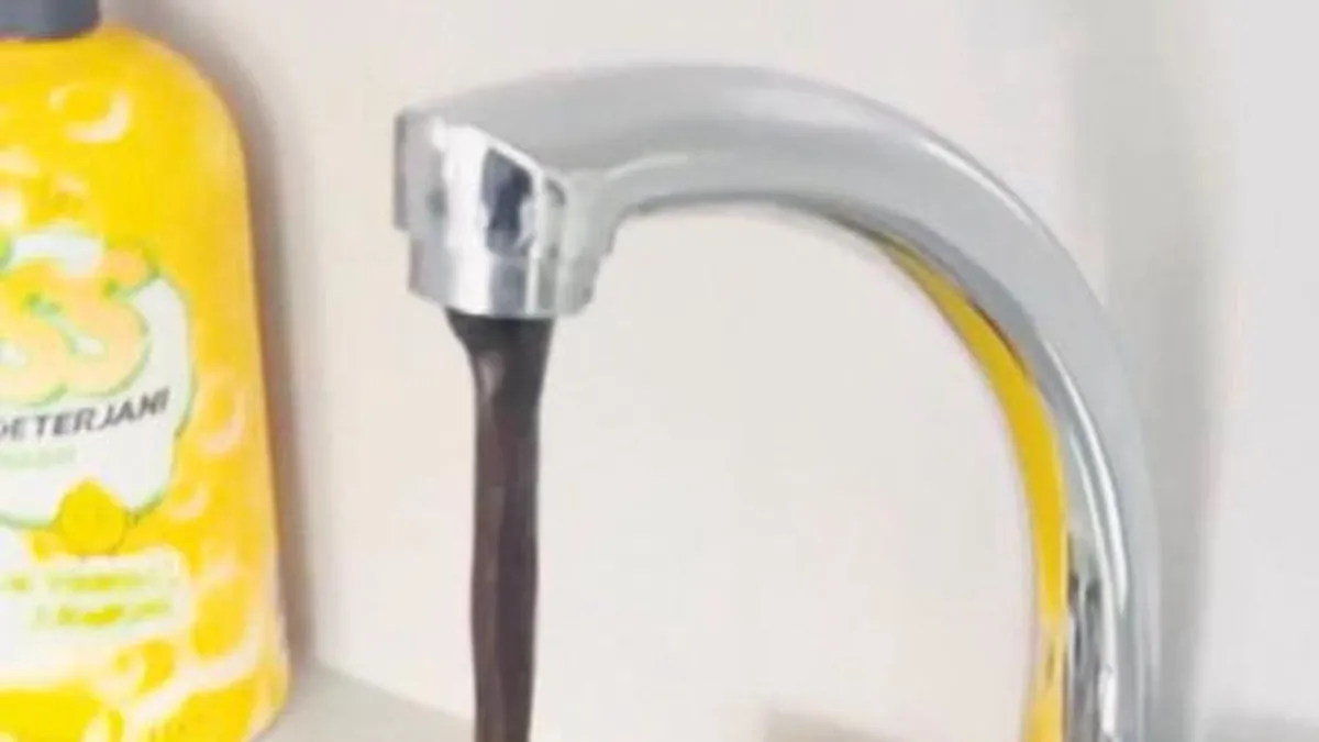 Musluktan çamur aktı