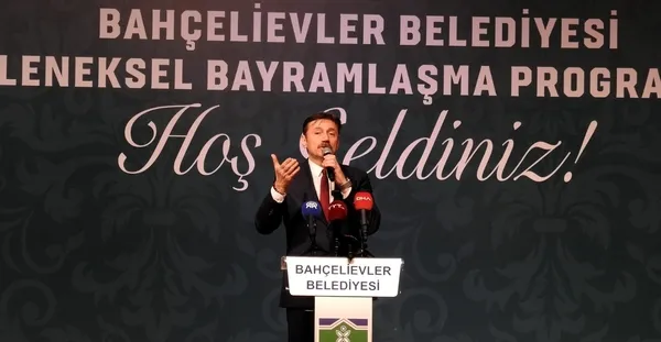 tdt-aksakallar-konseyi-baskani-yildirim-bayramda-cocuklara-hediye-ve-harclik-dagitti-1774029901139.jpg