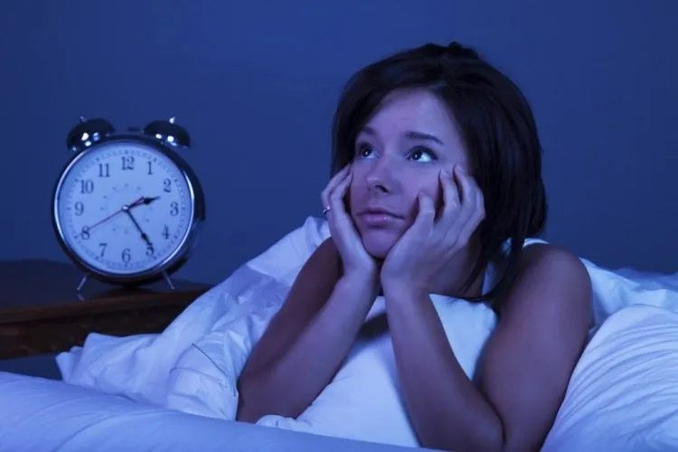 Gece sık sık uyanmanın 20 nedeni