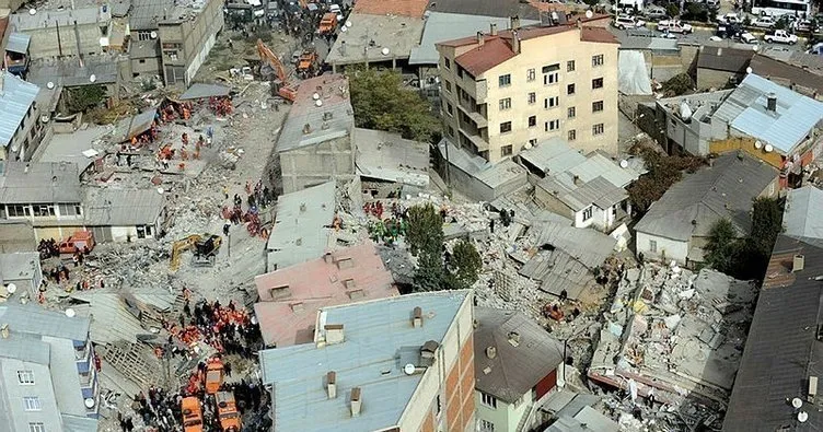 Van depremi şiddeti, büyüklüğü ve vefat sayısı!  Van depremi kaç kişi öldü, ne zaman oldu, kaç saniye sürdü?
