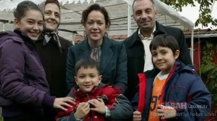 Bennu Yıldırımlar bu kez de ‘Yaprak Dökümü’nün diğer yıldızlarıyla bir araya geldi! 18 yıl aradan sonra…