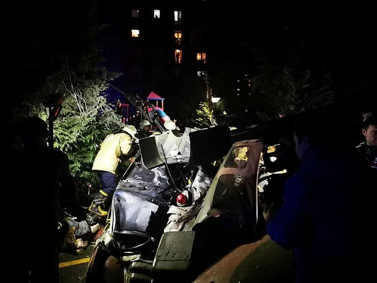 Son dakika: İstanbul Çekmeköy'de askeri helikopter düştü... işte olay yerinden ilk kareler