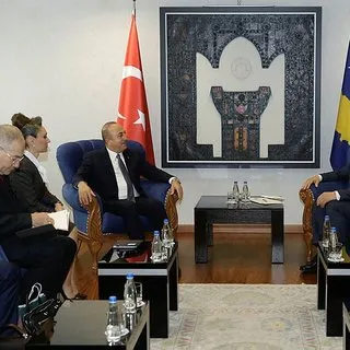 Çavuşoğlu, Kosova Başbakanı Haradinay ile bir araya geldi