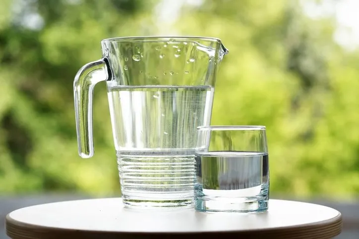 Suyun bu şekilde tüketimi iltihaplanmaya yol açıyor! Su içmek için en doğru zaman...