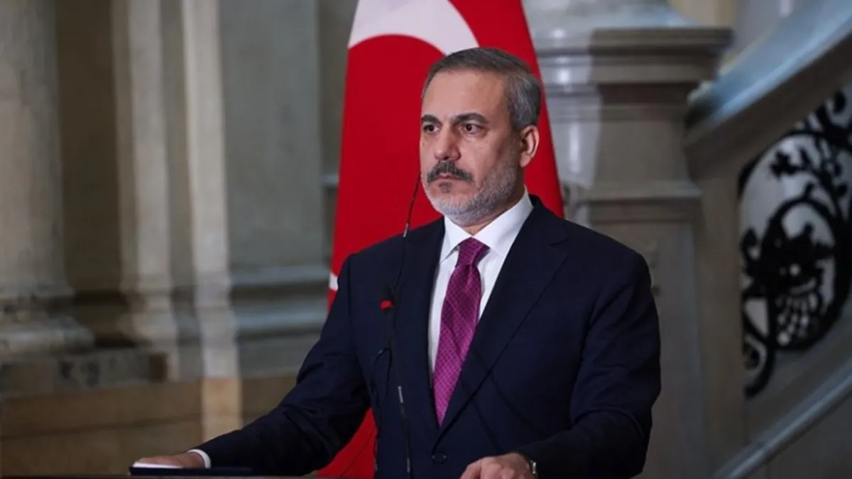 Dışişleri Bakanı Hakan Fidan’dan ‘Suriye’ mesajı: Türkiye olarak müsamaha göstermemiz mümkün değil Dışişleri Bakanı Hakan Fidan’dan ‘Suriye’ mesajı: Türkiye olarak müsamaha göstermemiz mümkün değil
