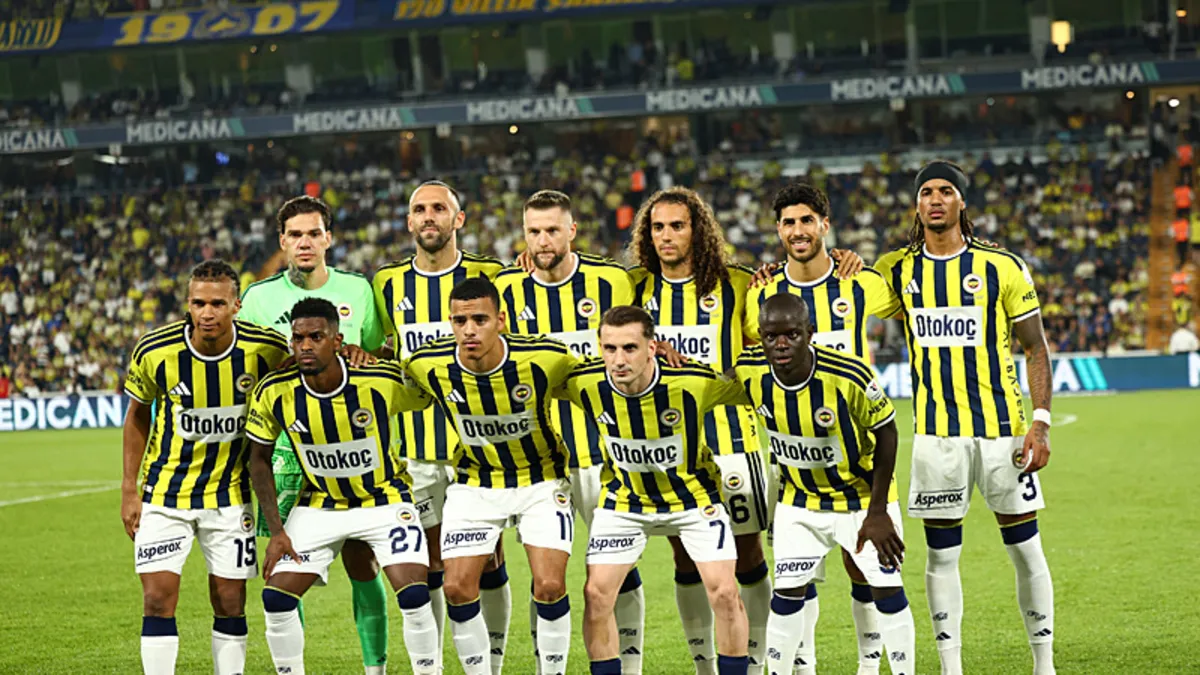 Fenerbahçe’nin Lyon planı değişti! İsmail Kartal’dan sürpriz 11...