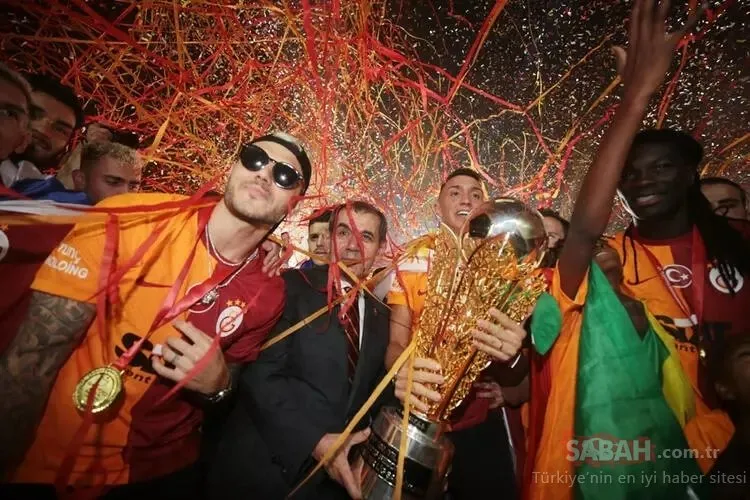 Galatasaray’ın şampiyonluk kutlamasına katılan Simge Sağın’a Bendeniz’den tepki! Rezil Beşiktaşlı