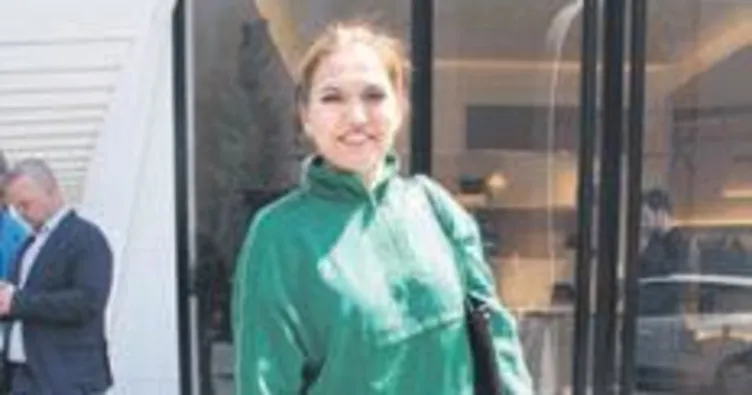 Demet’in eşofman sevdası