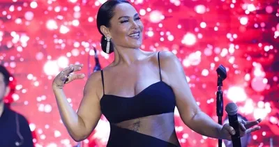 Sahne kıyafeti ile yine cesaretini konuşturdu! Avşar Kızı kalça dansıyla da gündem oldu