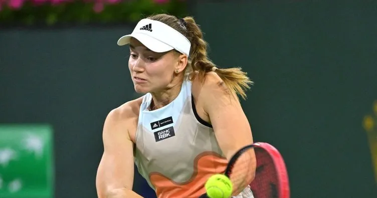 Rybakina, son şampiyon Swiatek’i eleyerek Indian Wells’te finale çıktı
