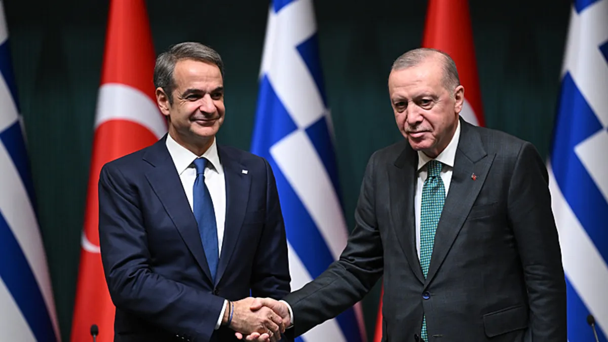 Yunan basını Başkan Erdoğan-Miçotakis görüşmesini nasıl gördü? ‘Türkiye barış için aktif diplomasi yürütüyor’ Yunan basını Başkan Erdoğan-Miçotakis görüşmesini nasıl gördü? ‘Türkiye barış için aktif diplomasi yürütüyor’