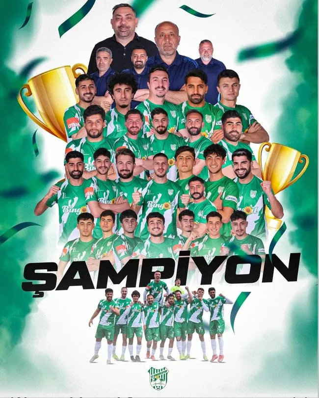 bingolde-sampiyonluk-coskusu-3-lige-cikan-12-bingolspor-baskani-mehmet-engin-ozturan-sabaha-konustu-sampiyonlu-1745836792037.jpg