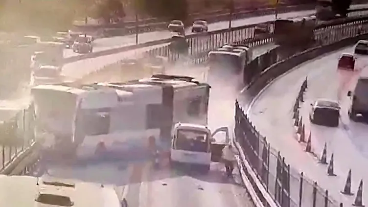 İstanbul’daki metrobüs kazasında gözaltı sayısı yükseldi