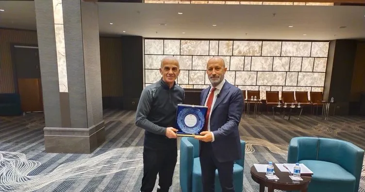 Galatasaray Futbol Direktörü Cenk Ergün pro lisans eğitim programında yer aldı