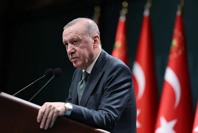 kabine-bugun-yogun-gundem-ile-bir-araya-gelecek-1745756172416.jpeg Kabine, Başkan Erdoğan liderliğinde toplanıyor! Ana gündem İstanbul depremi: İşte masadaki diğer konular...