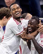 9 gollü maçta kazanan Liverpool
