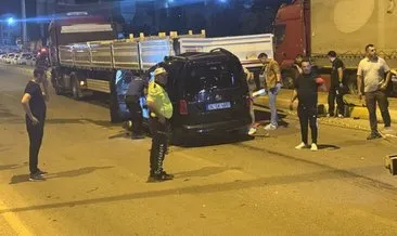 Çankırı'da hafif ticari araç tıra arkadan çarptı: 2 ölü, 3 yaralı #cankiri