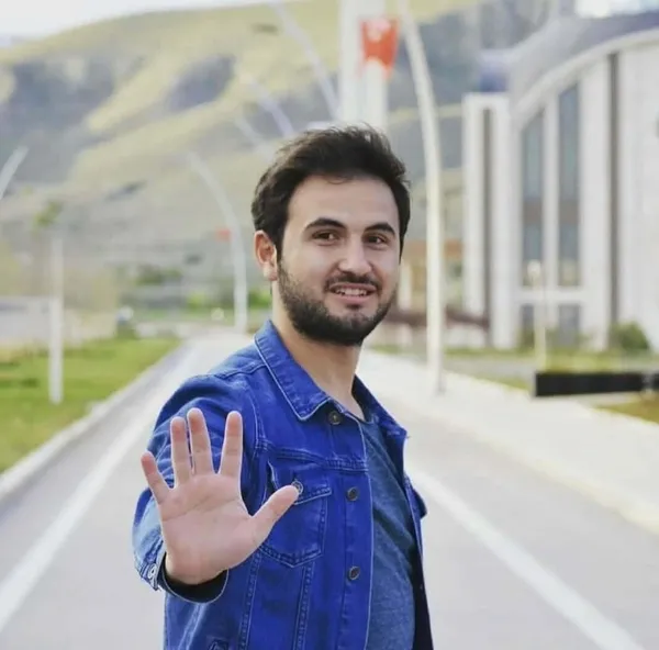 bir-aile-ev-yangininda-yok-oldu-anne-ve-oglundan-sonra-baba-da-hayatini-kaybetti-1791979624750.jpg