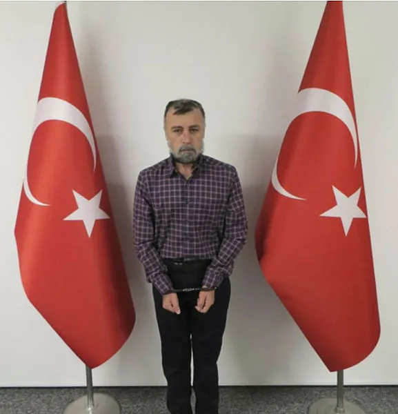 hablemitoglu-cinayetinin-kilit-ismi-nuri-gokhan-bozkir-sabaha-konustu-suikast-silahi-mogan-golunde-1643342156418.jpg Son dakika: Hablemitoğlu cinayetinin kilit ismi Nuri Gökhan Bozkır SABAH’a konuştu: Suikast silahı Mogan Gölü’nde