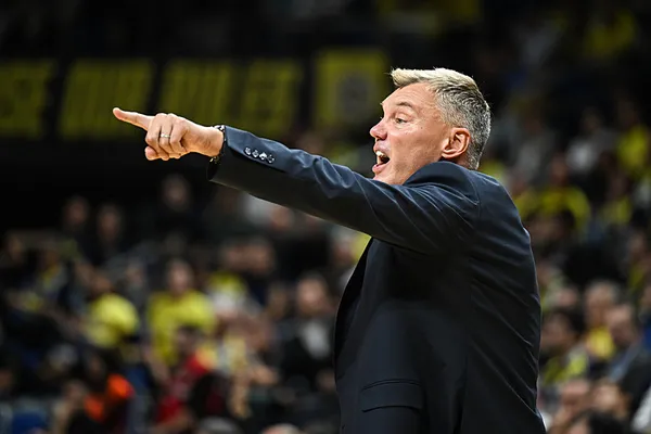 sarunas-jasikevicius-kendinizi-her-zaman-hazir-tutmaniz-lazim-1790715669115.jpeg