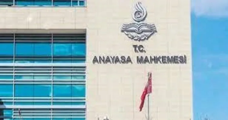 AYM, HDP kapatma davasında iddianame tebliği yapılamayan 26 kişi için Resmi Gazete’ye ilan verdi