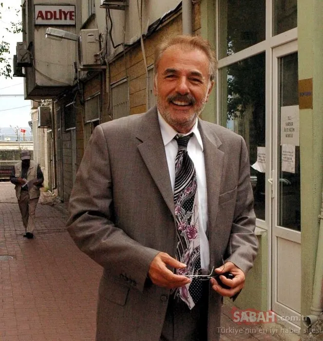 SON DAKİKA! Arabesk müziğin büyük isminden acı haber: Ünlü sanatçı Ferdi Tayfur hayatını kaybetti