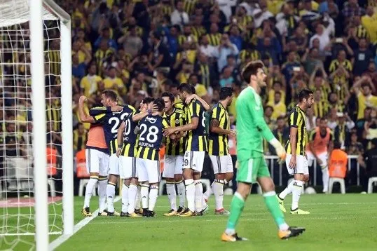 Beşiktaş Fenerbahçe derbi maçı öncesi flaş karar!