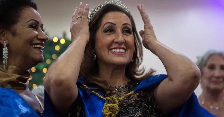 62’sinde güzellik kraliçesi oldu