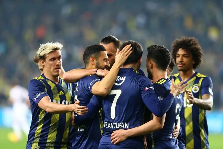 Fenerbahçe’nin transferini menajeri resmen duyurdu!