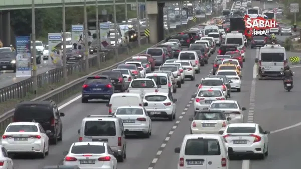 İstanbul’da yağmur trafiği: Yoğunluk yüzde 67 | Video