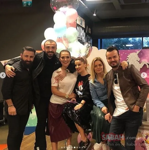 Ünlü şarkıcı Demet Akalın�dan kızı Hira�ya Aleyna Tilki sürprizi Son