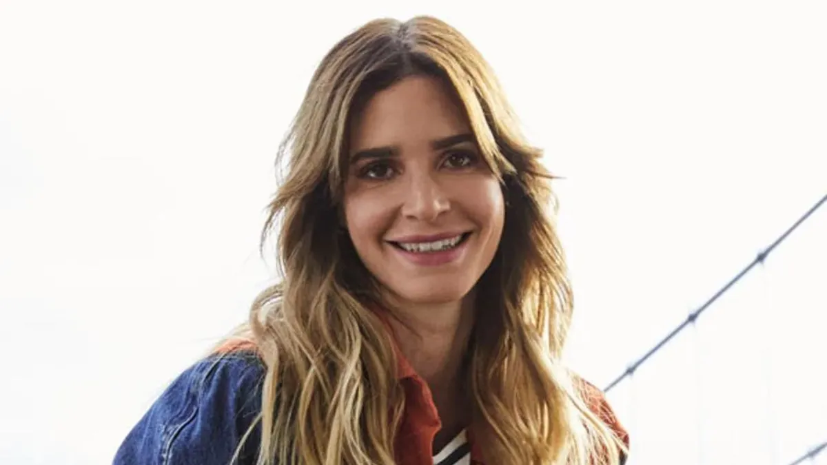 Yalan söylüyor mağduru oynuyor