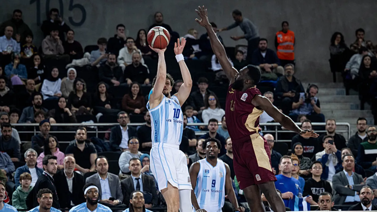 Basketbol Türkiye Kupası'nda ilk yarı finalist Türk Telekom oldu!
