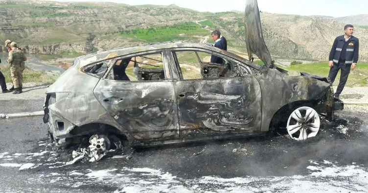 Seyir halindeki otomobil yanarak kül oldu