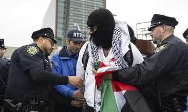 New York’ta düzenlenen Filistin’e destek gösterisine yeni mezun öğrenciler de katıldı