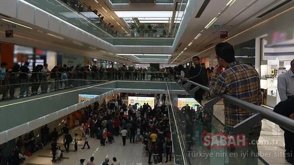 SON DAKİKA: Koronavirüs tedbirleri kapsamında AVM'lerde yeni dönem başlıyor! Bu hafta sonundan itibaren yasak