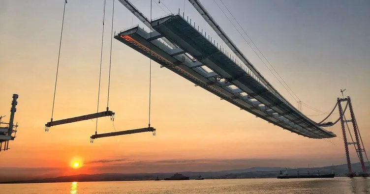 Bakan Karaismailoğlu’ndan göndermeli Çanakkale Köprüsü paylaşımı: Bir heykel değil ama...