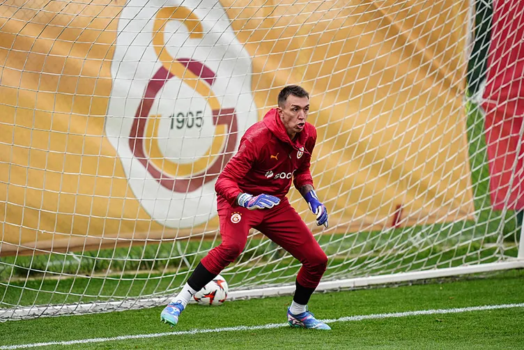Son dakika haberleri: Galatasaray’da yeni Muslera Almanya’da bulundu! Manchester City de istemişti...