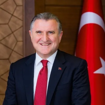 Alçak sözlerle Başkan Erdoğan'ı hedef aldı! Katil Netanyahu'ya Türkiye'den peş peşe tepkiler