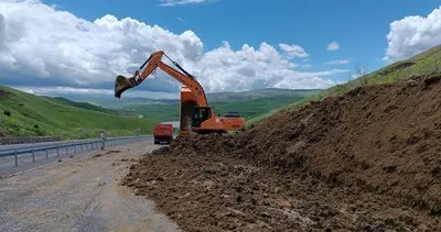 Muş-Erzurum karayolunda aşırı yağışlardan dolayı heyelan meydana geldi #mus