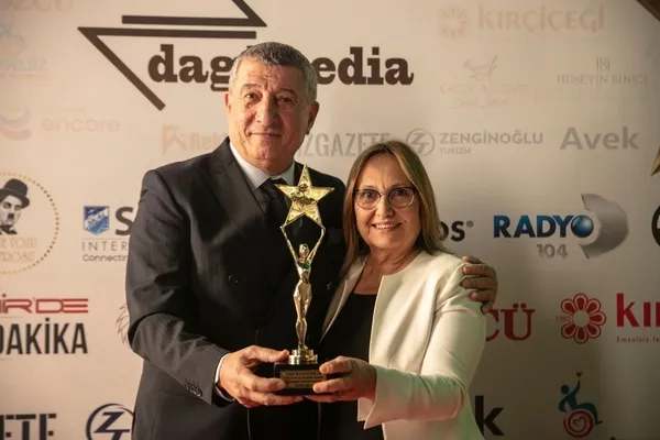 baskan-degisti-zihniyet-degismedi-guzelbahce-belediyesinden-89-milyonluk-satis-1782120228998.jpg