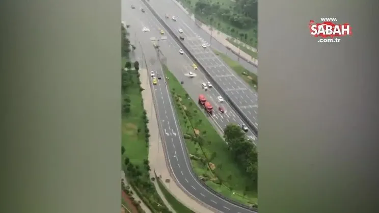 Zeytinburnu Sahil Yolu göle döndü | Video