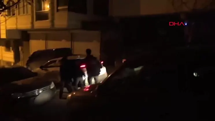 İstanbul'da FETÖ operasyonu: 4 gözaltı