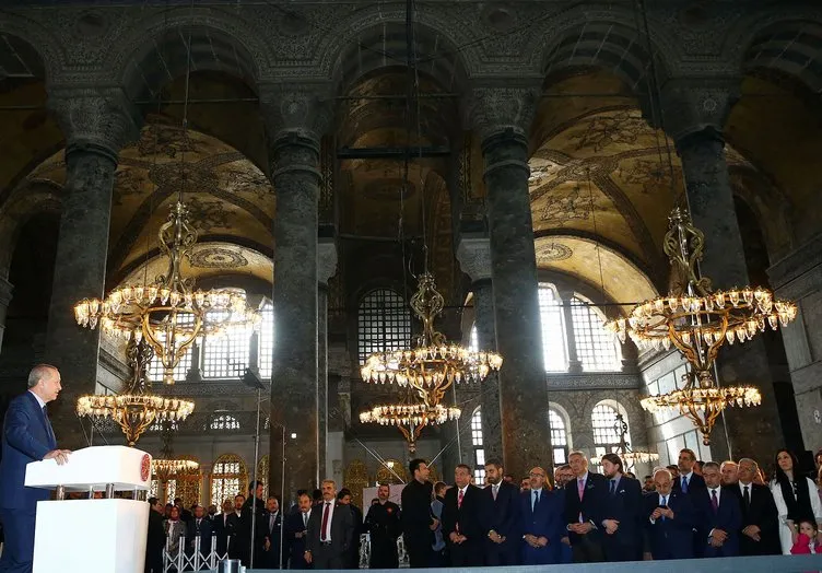 Cumhurbaşkanı Erdoğan'ın Yeditepe Bienali açılışından yansıyan kareleri
